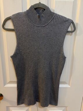 Madison Grey Charcoal Grey Ribbed Mock Neck Sleeveless Sweater Knit Top Medium